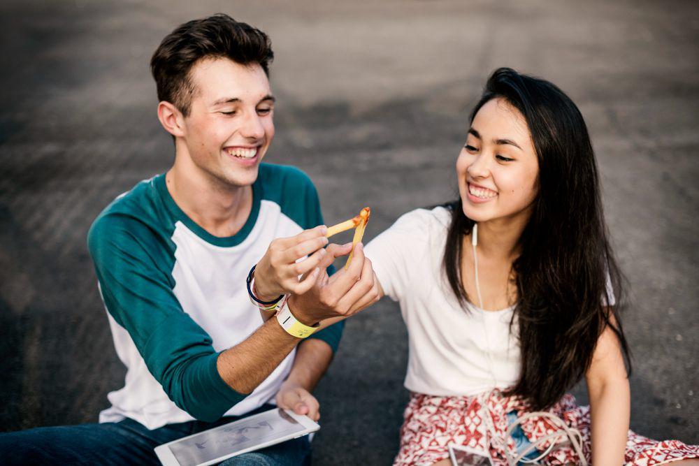 6 Cara Agar Hubungan dengan Mantan Gak Jadi 'Toxic Friendship'