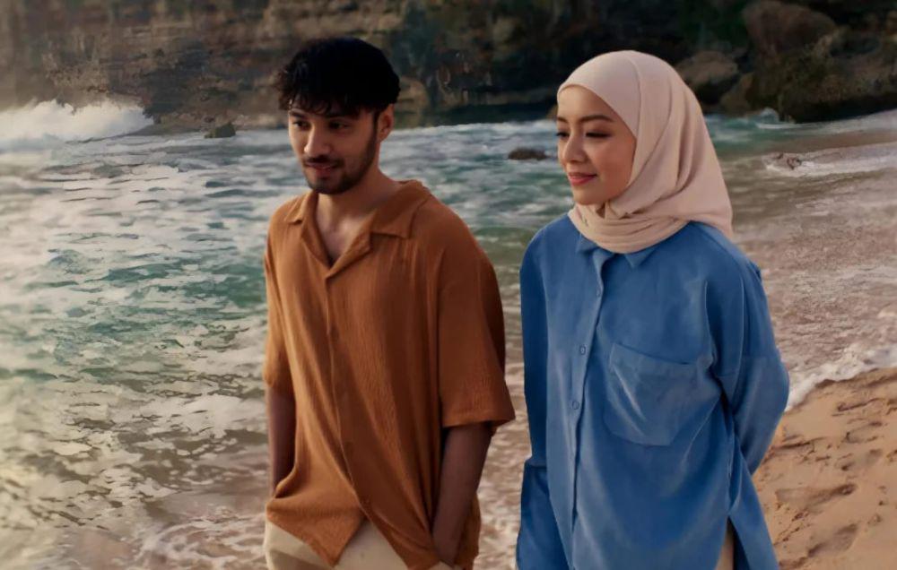 10 Karakter Penulis Novel di Film dan Series Indonesia, Romantis!