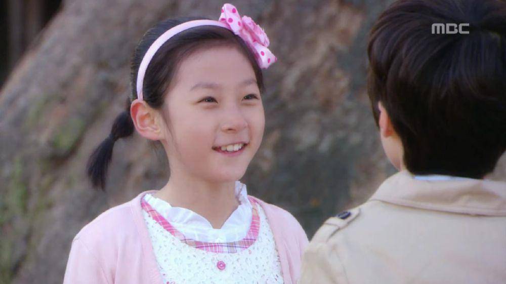 Kim Sae Ron di drama Can You Hear My Heart (youtube.com/옛드 : MBC 옛날 드라마)