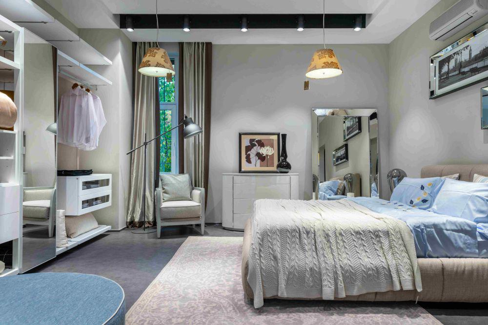 5 Alasan Kenapa Cat Warna Abu Cocok untuk Kamar Tidur