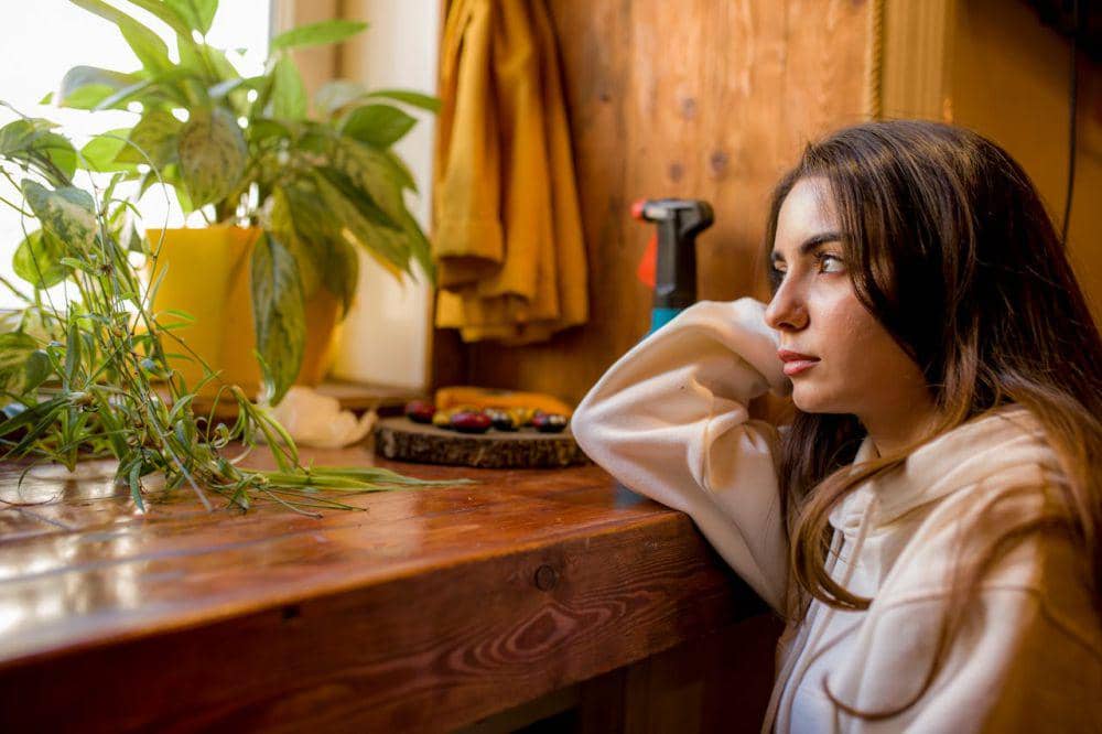 ilustrasi seorang perempuan (pexels.com/Munis Asadov)