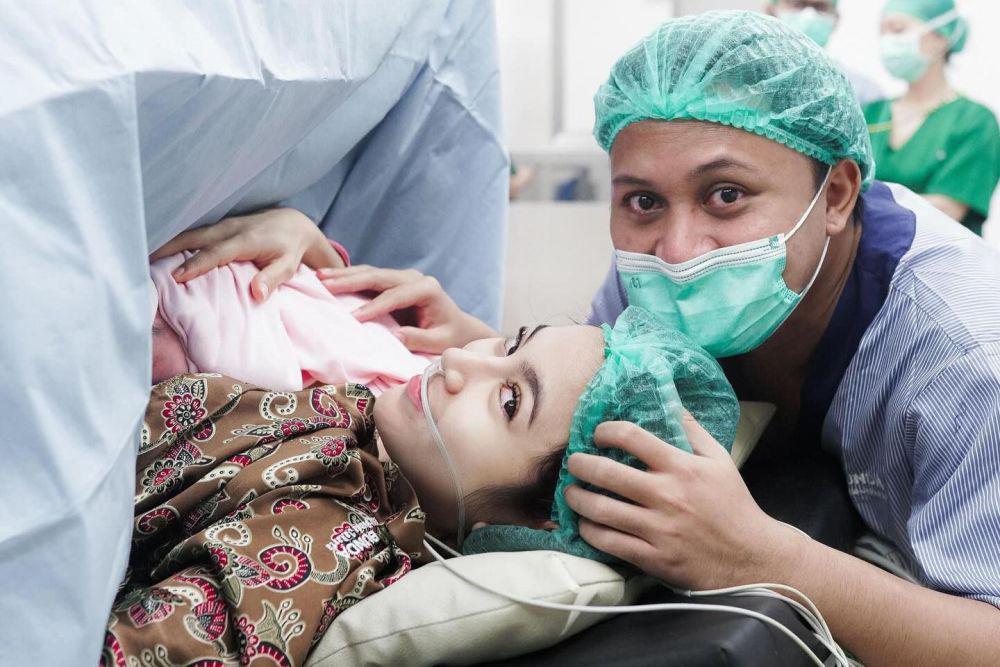 Mahalini Melahirkan Anak Pertama, Selamat!