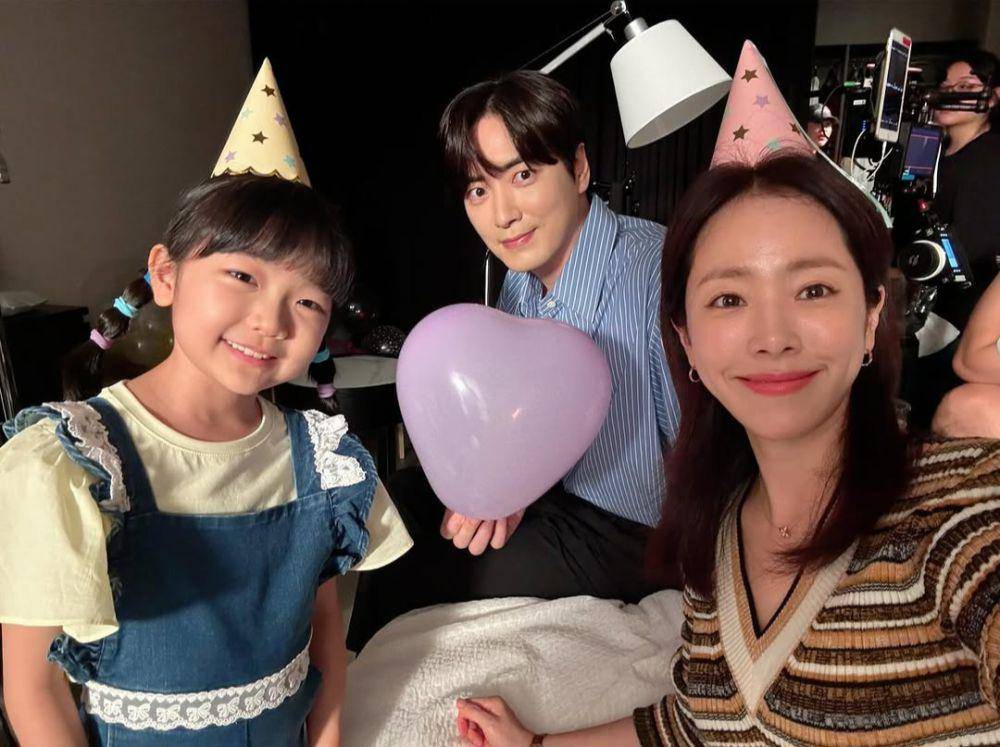 still cut Love Scout (instagram.com/roma.emo)