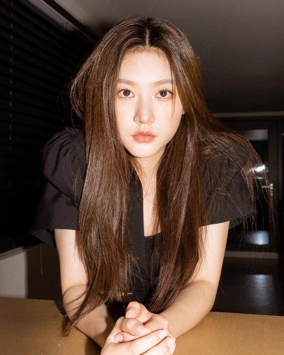 Kim Sae-ron (instagram.com/ron_sae)