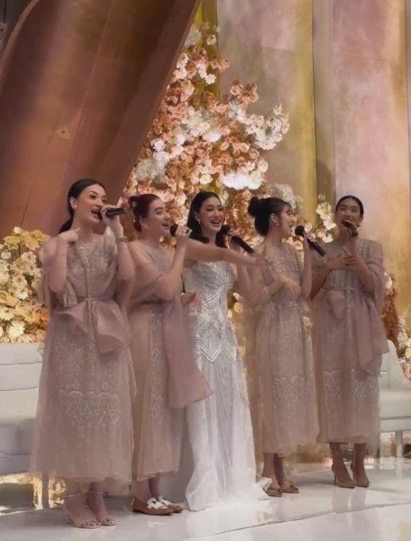 potret eks member Princess jadi bridesmaid pernikahan Elma Agustin (instagram.com/danitasigarlaki)