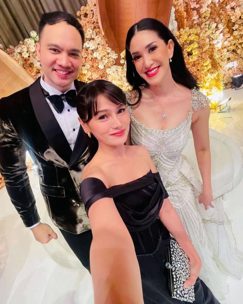 potret resepsi Elma Agustin. (instagram.com/indahnicole)