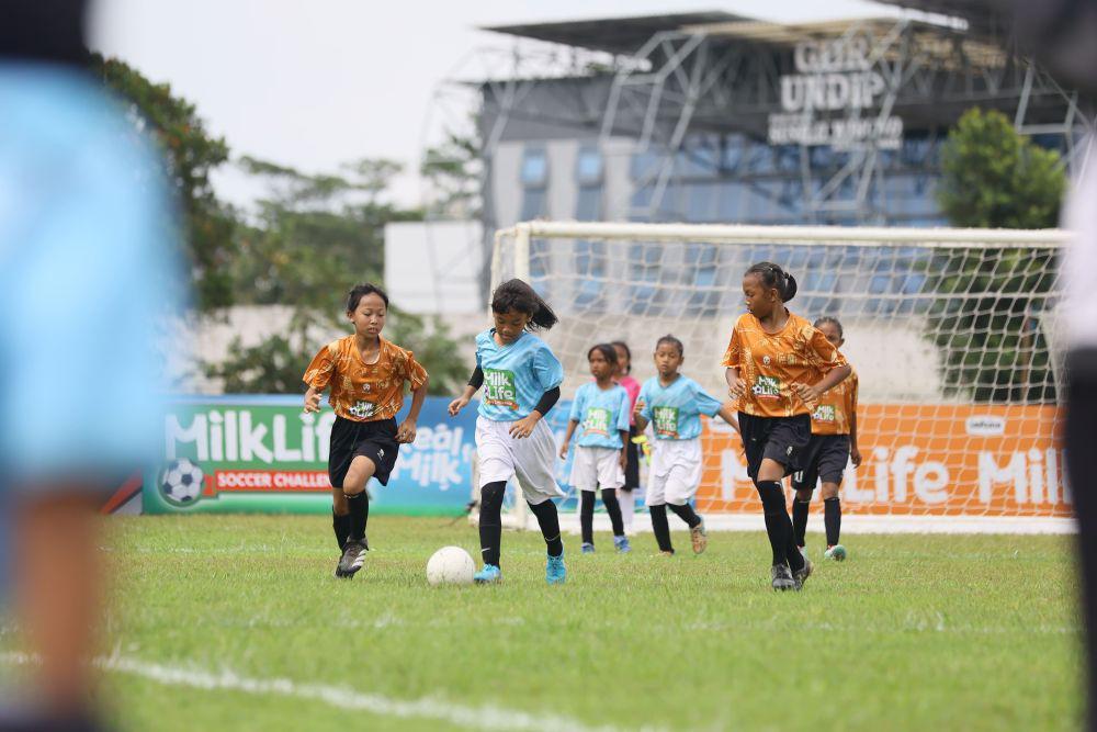 Komitmen Membangun Sepak Bola Putri di Semarang