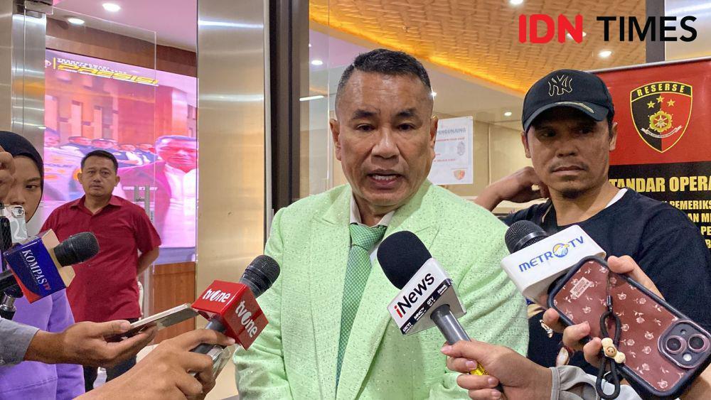 Hotman: Cukup Beli Seribu Mobil Kijang untuk Razman