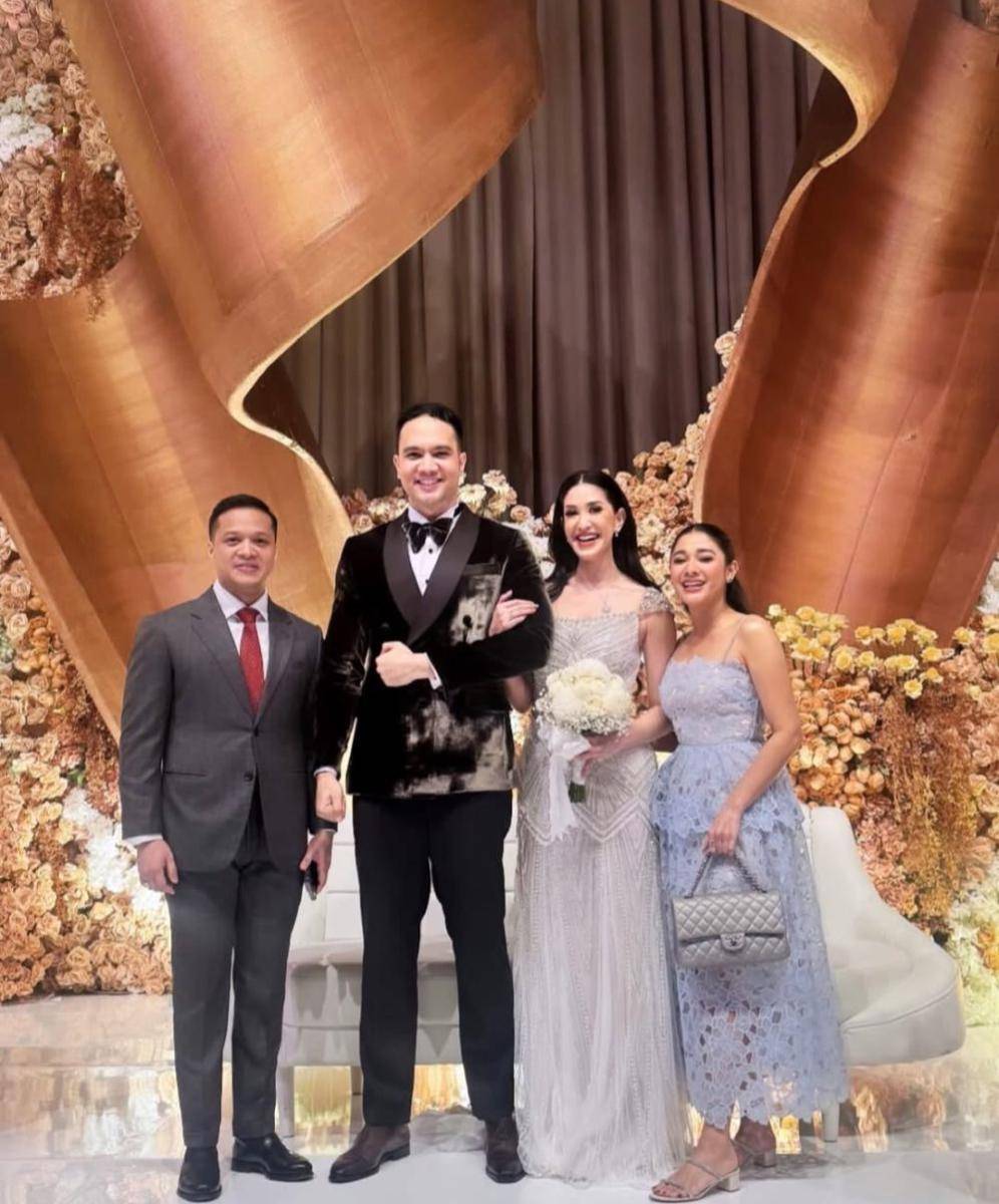 Resepsi pernikahan Elma Agustin dan Ihsan Fadhlur Rahman. (Instagram.com/naymirdad)