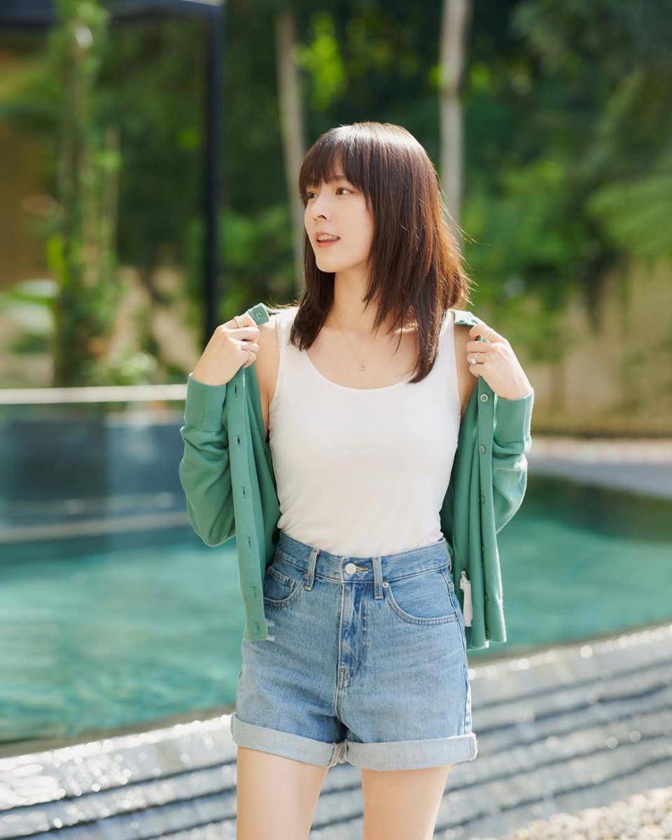 potret ide gaya rambut sebahu yang simpel dan elegan ala Pattie Ungsumalynn (instagram.com/pattieung)