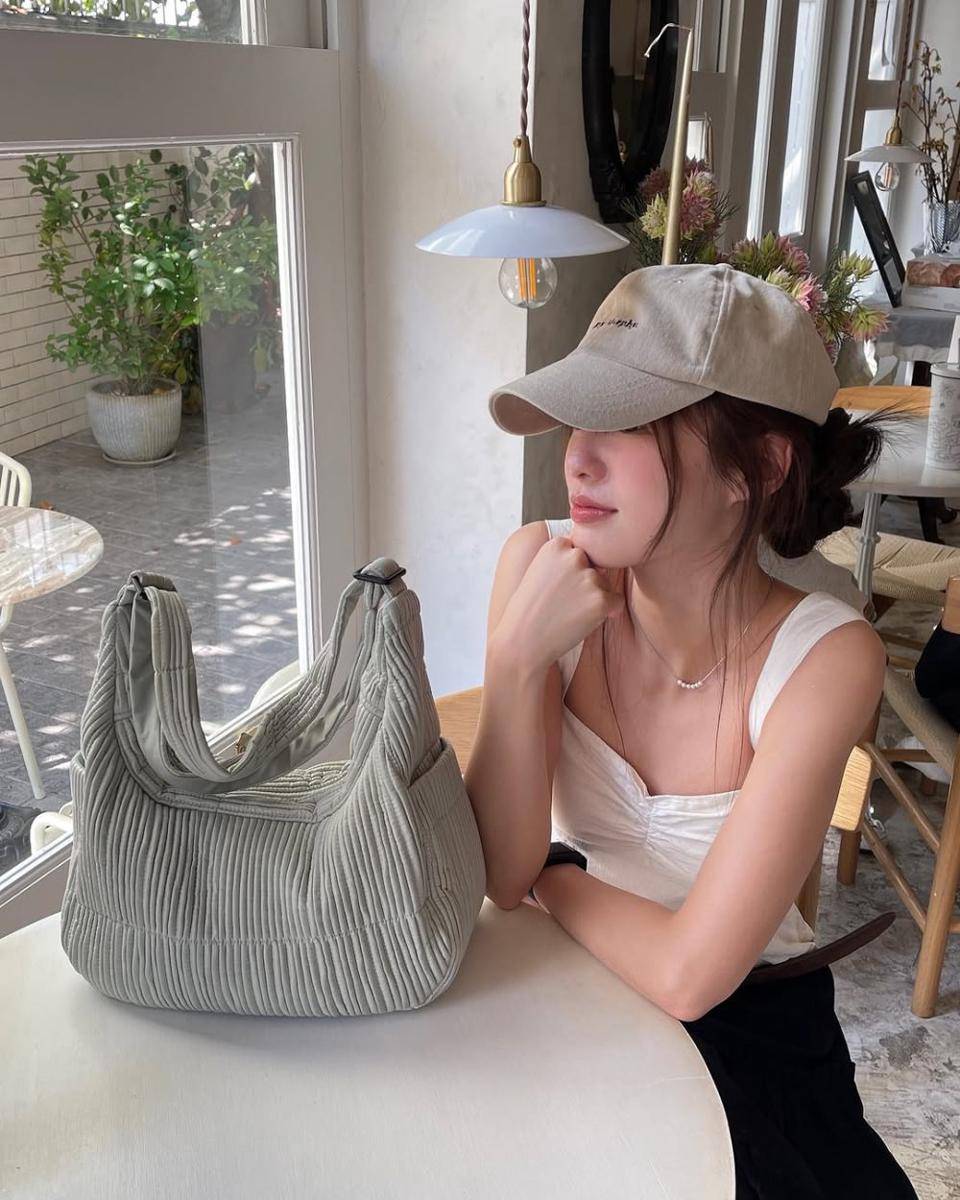 potret ide casual hairstyle buat jalan-jalan ala Pimtha (instagram.com/pimtha)