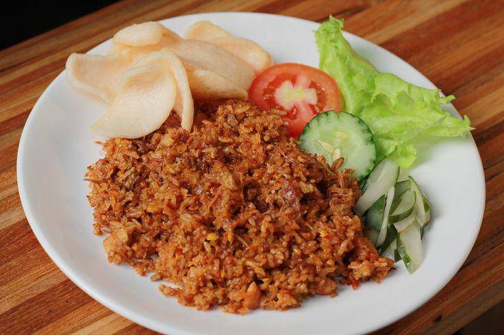 Ilustrasi Nasi Goreng (pinterest.com/Sakapatat Beer Garden and Resto)
