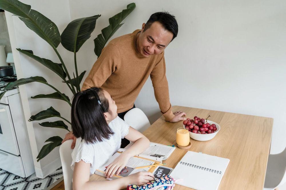 5 Alasan Kenapa Ayah Perlu Menjadi Role Model yang Baik