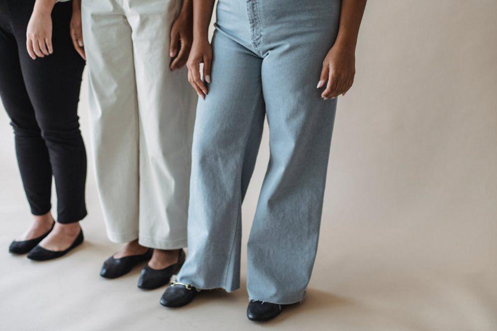 8 Tren Celana Jeans yang Silih Berganti, Mana Favoritmu?
