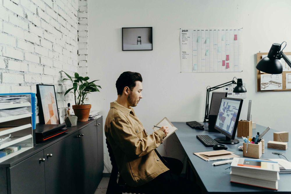 7 Tips Dekorasi Ruang Kerja, Produktivitas Maksimal!