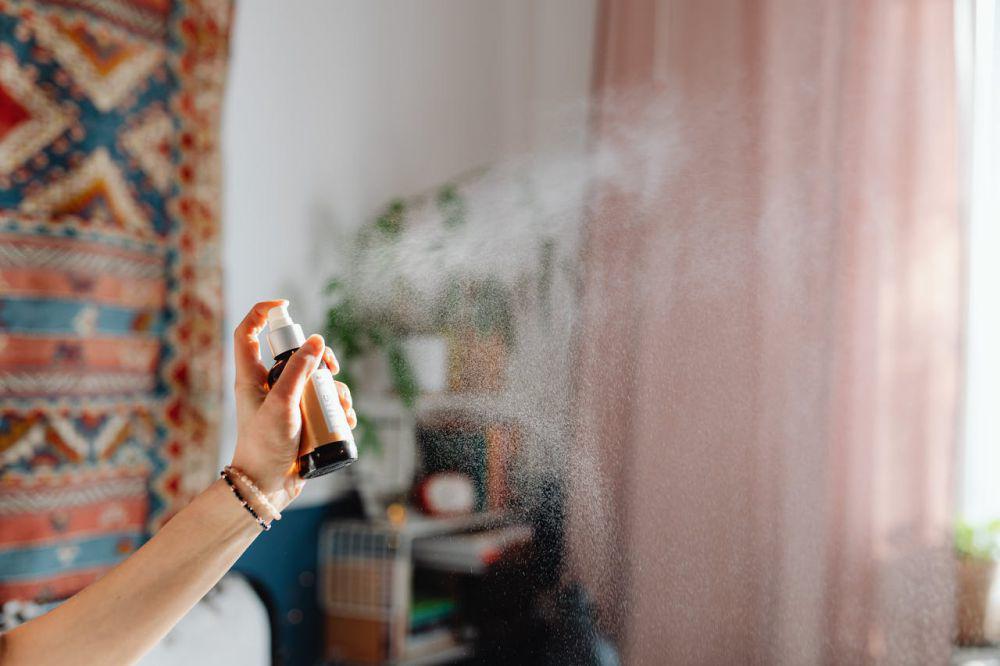 5 Aroma Alami yang Tidak Disukai Kucing dan Anjing agar Tidak Mendekat