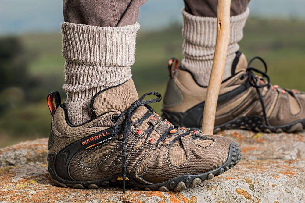 ilustrasi outfit naik gunung pria (pexels.com/Pixabay)