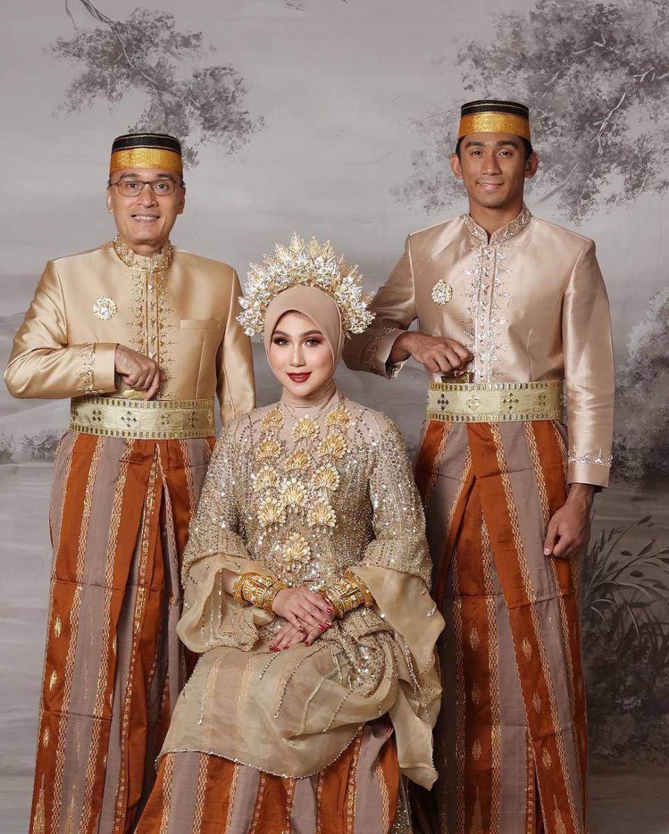 potret keluarga Marini Zumarnis (instagram.com/marinizumarnisreal)