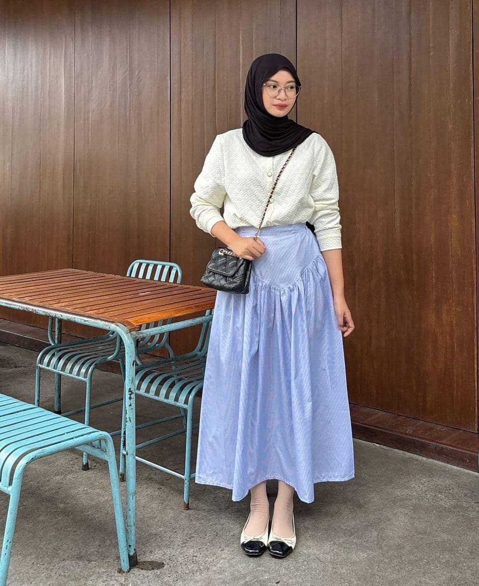 OOTD ala Lutvy Putri (instagram.com/lutvy_putri)