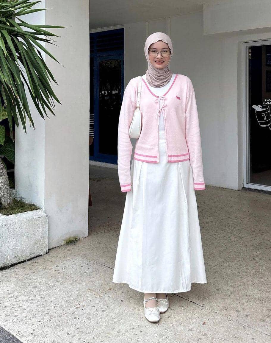 OOTD ala Lutvy Putri (instagram.com/lutvy_putri)