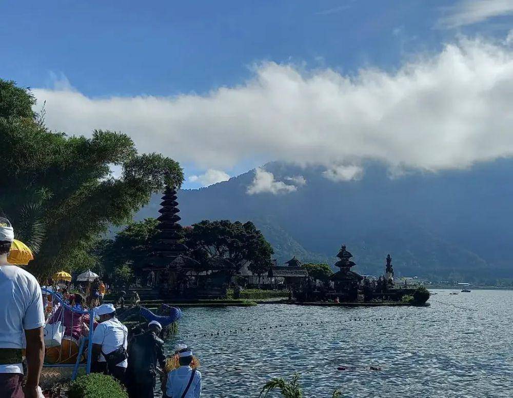 Pura Ulun Danu Beratan (instagram.com/ulundanuberatan)