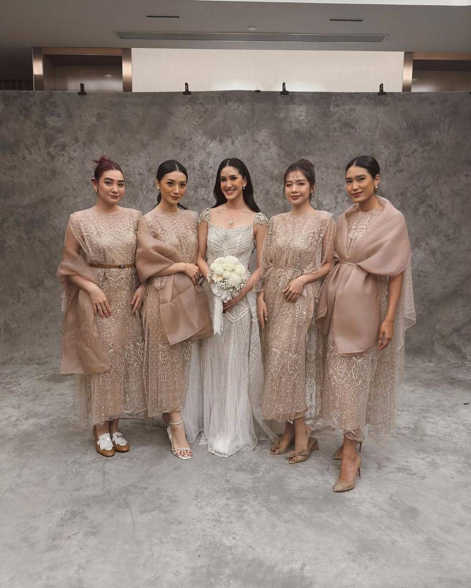 potret resepsi Elma Agustin. (instagram.com/alikaislamadina)