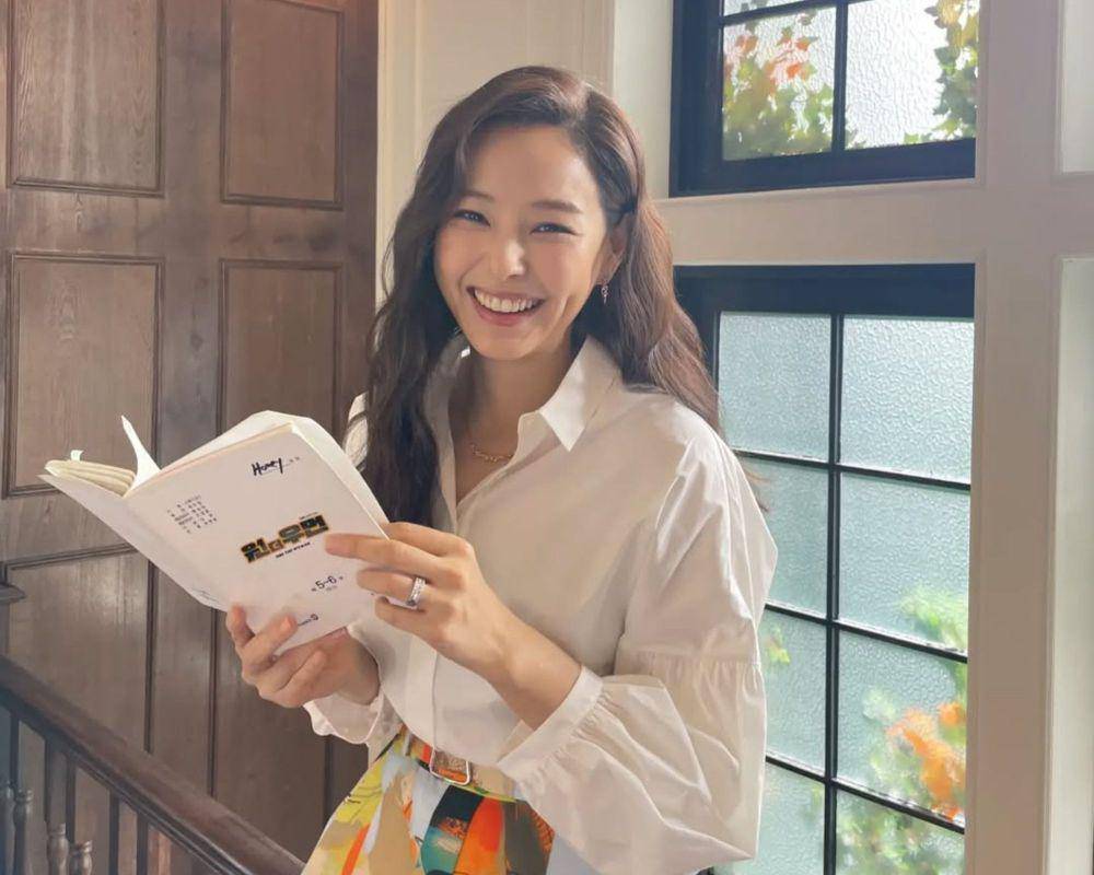 Lee Honey (instagram.com/honey_lee32)
