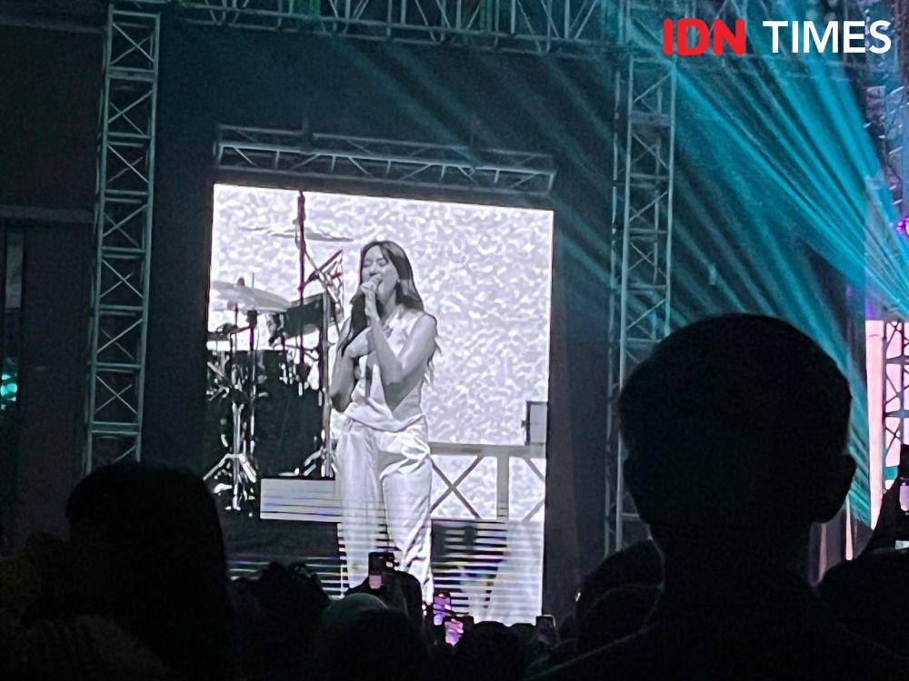 Mawar De Jongh di Konser Juicy Luicy (IDN Times/Sunariyah)