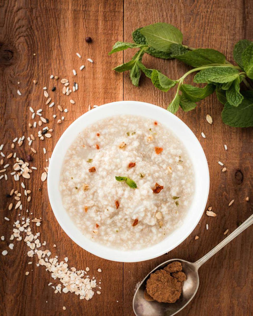 ilustrasi bubur (unsplash.com/Mae Mu)
