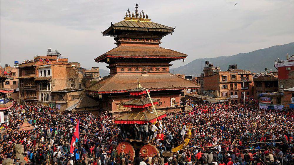 Bisket Jatra (commons.wikimedia.org/Youbesh Dhaubhadel)