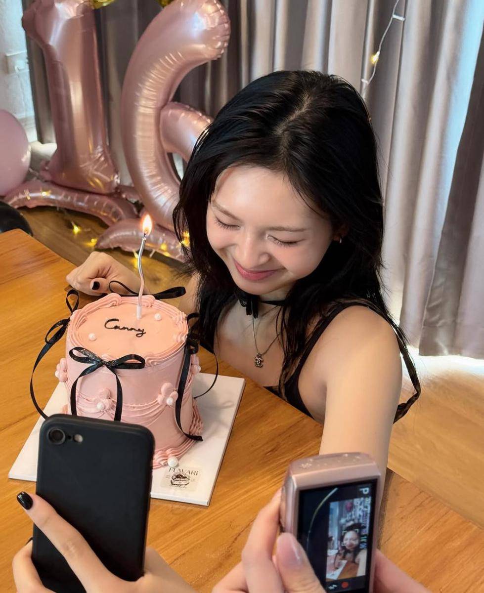 potret ulang tahun Chiquita BABYMONSTER (instagram.com/makimink)