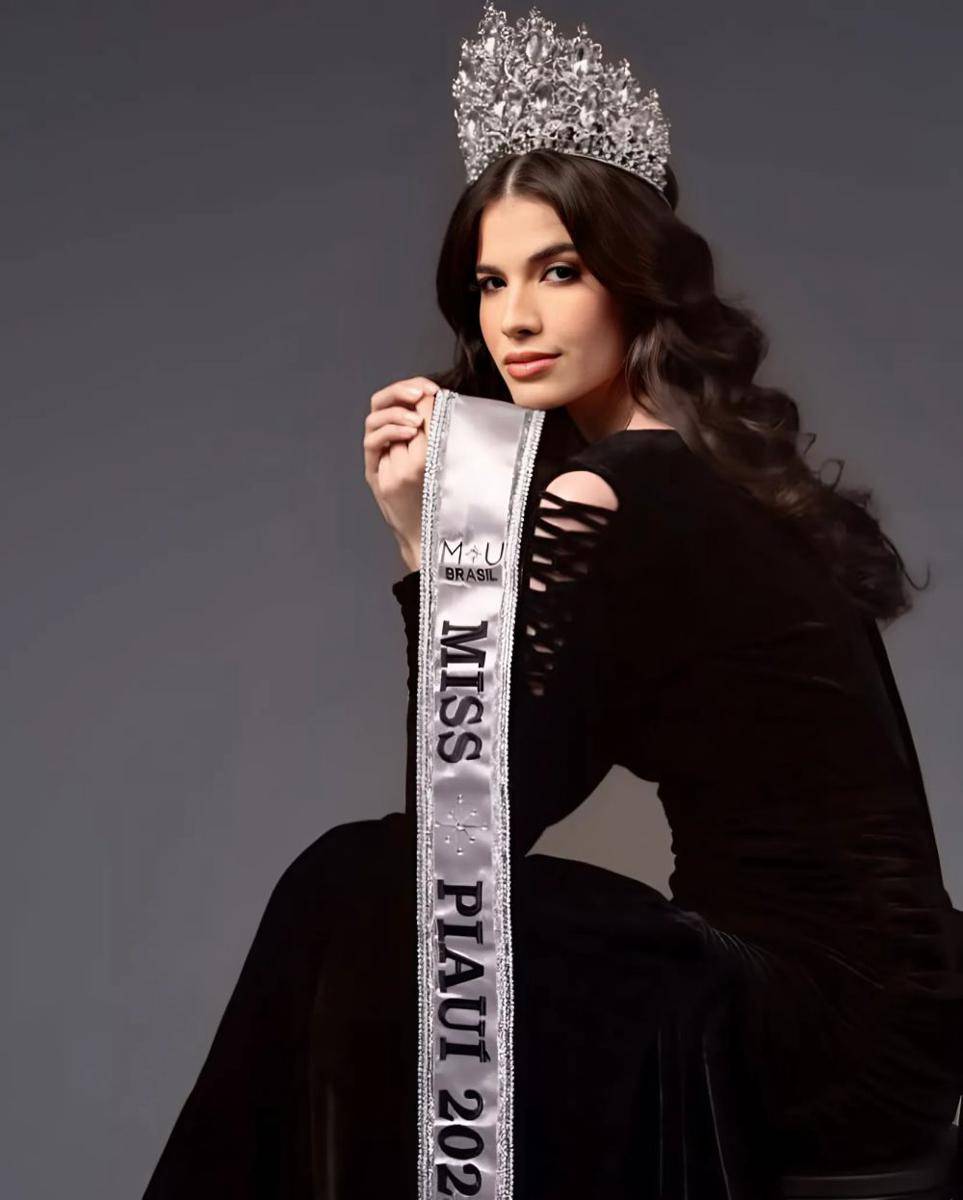 Potret Miss Universe Brazil 2025, Gabriela Lacerda (instagram.com/crowningtheworld)