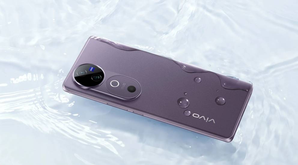 vivo V40 (vivo.com)