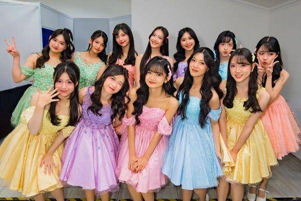 JKT48 (instagram.com/jkt48)