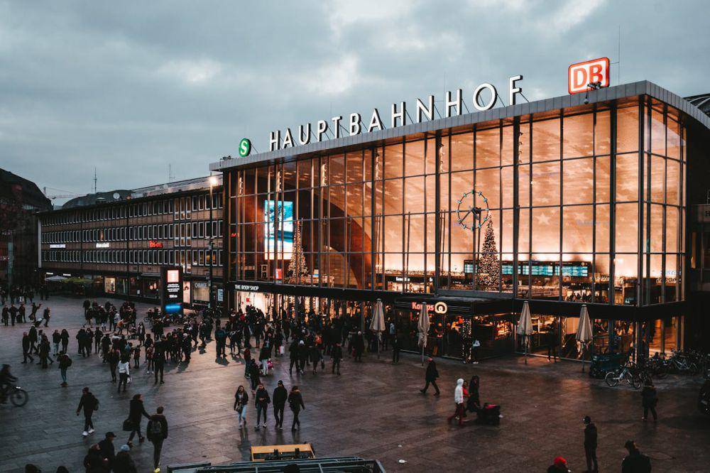 ilustrasi stasiun di Jerman (pexels.com/Kai Pilger)