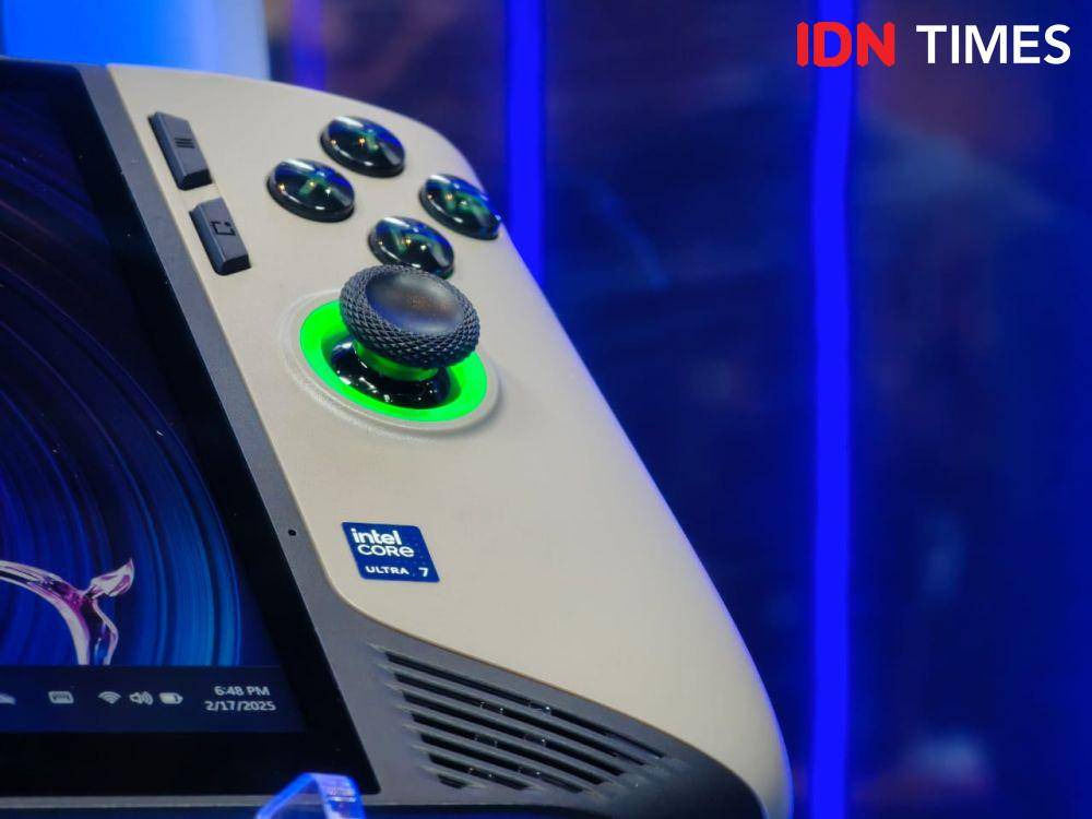 MSI Claw 8 AI+ A2VM (IDN Times/Fatkhur Rozi)