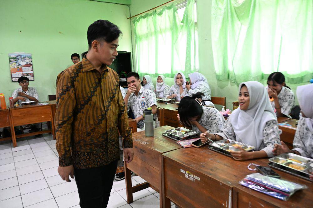 Hardiknas, Gibran Sebut Pemerintah Dorong Coding-AI Masuk Kurikulum