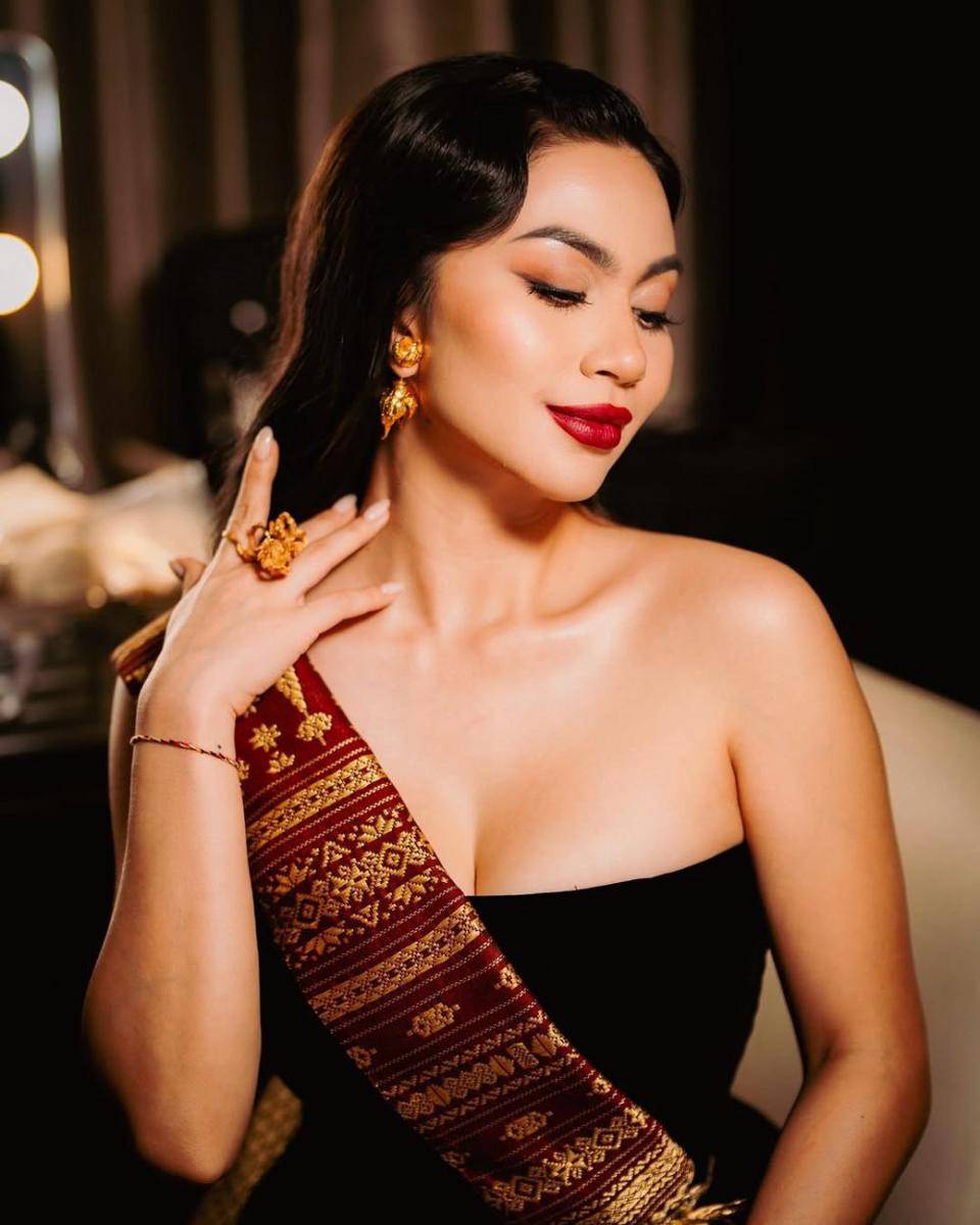 potret ide gaya rambut elegan ala Ariel Tatum (instagram.com/arieltatum)