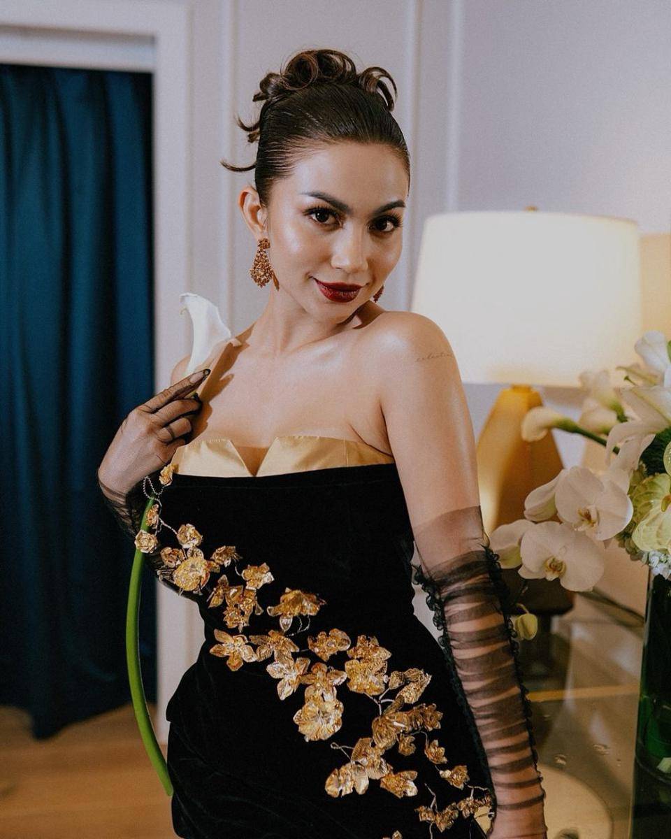 potret ide gaya rambut elegan ala Ariel Tatum (instagram.com/arieltatum)