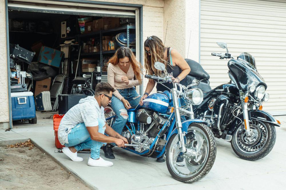 Bengkel motor (pexels.com/@kindelmedia)