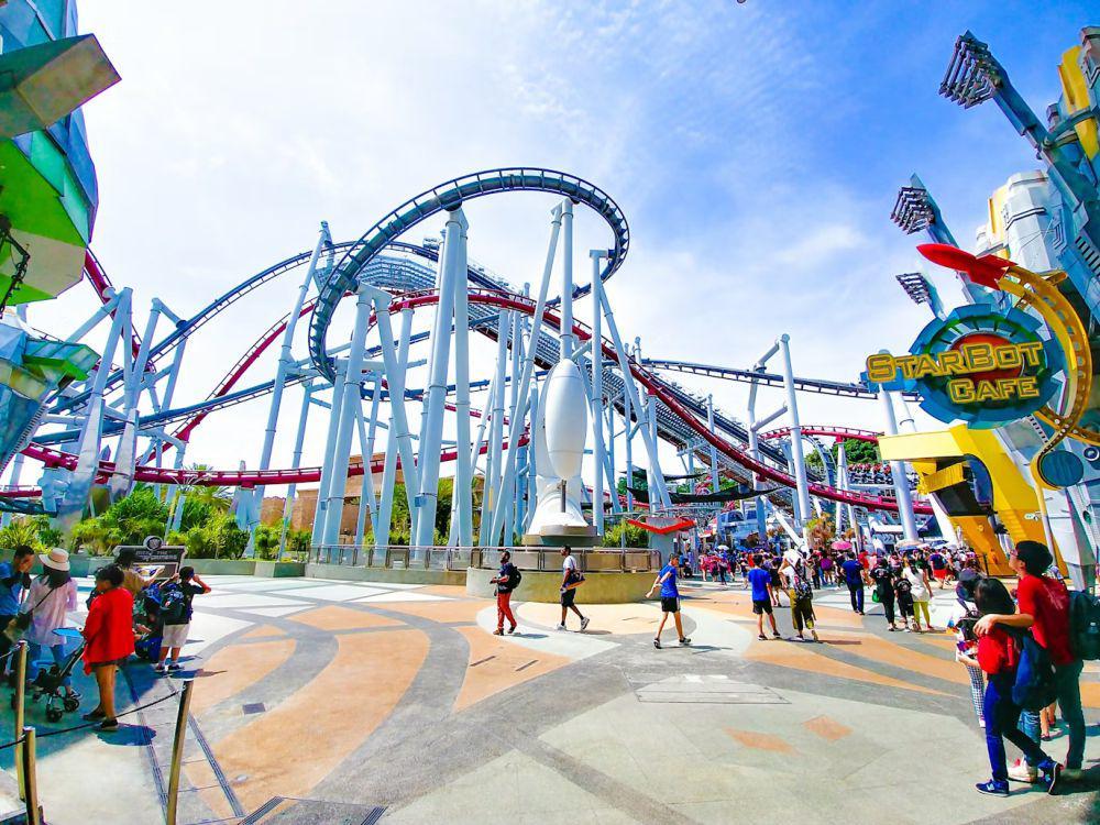Universal Studios Singapore (unsplash.com/Ian Romie Ona)