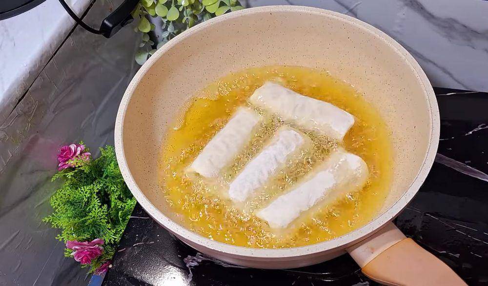 ilustrasi lumpia telur gulung (YouTube.com/Dapur Amma Hanun)