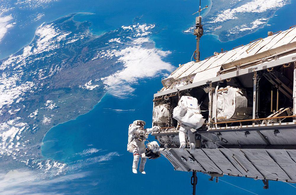 Mengenal Spacewalk, Jalan-Jalan ala Astronaut yang Menyeramkan