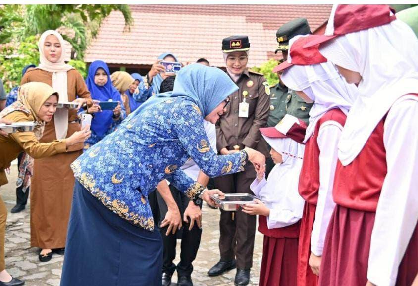 Program Makan Bergizi Gratis (MBG) telah hadir di Kabupaten Lampung Selatan (Dok.HumasLamsel)