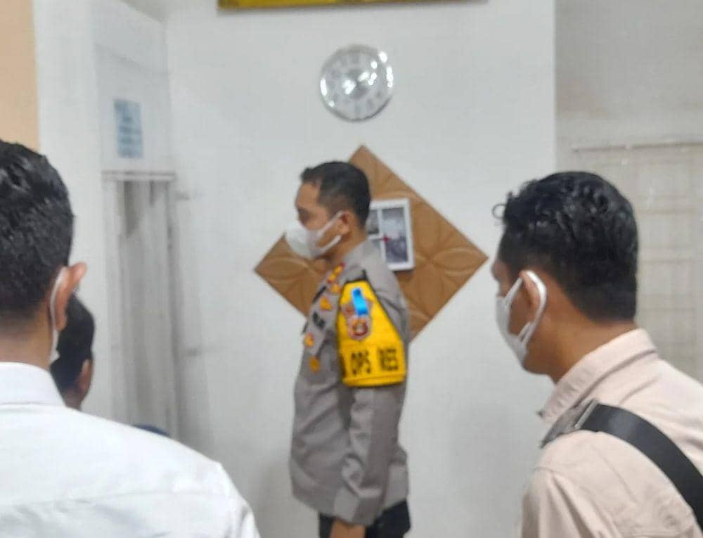Polres Empat Lawang melakukan pemeriksaan terkait dugaan program MBG terkontaminasi di Tebing Tinggi. (Dok. Polres empat Lawang)