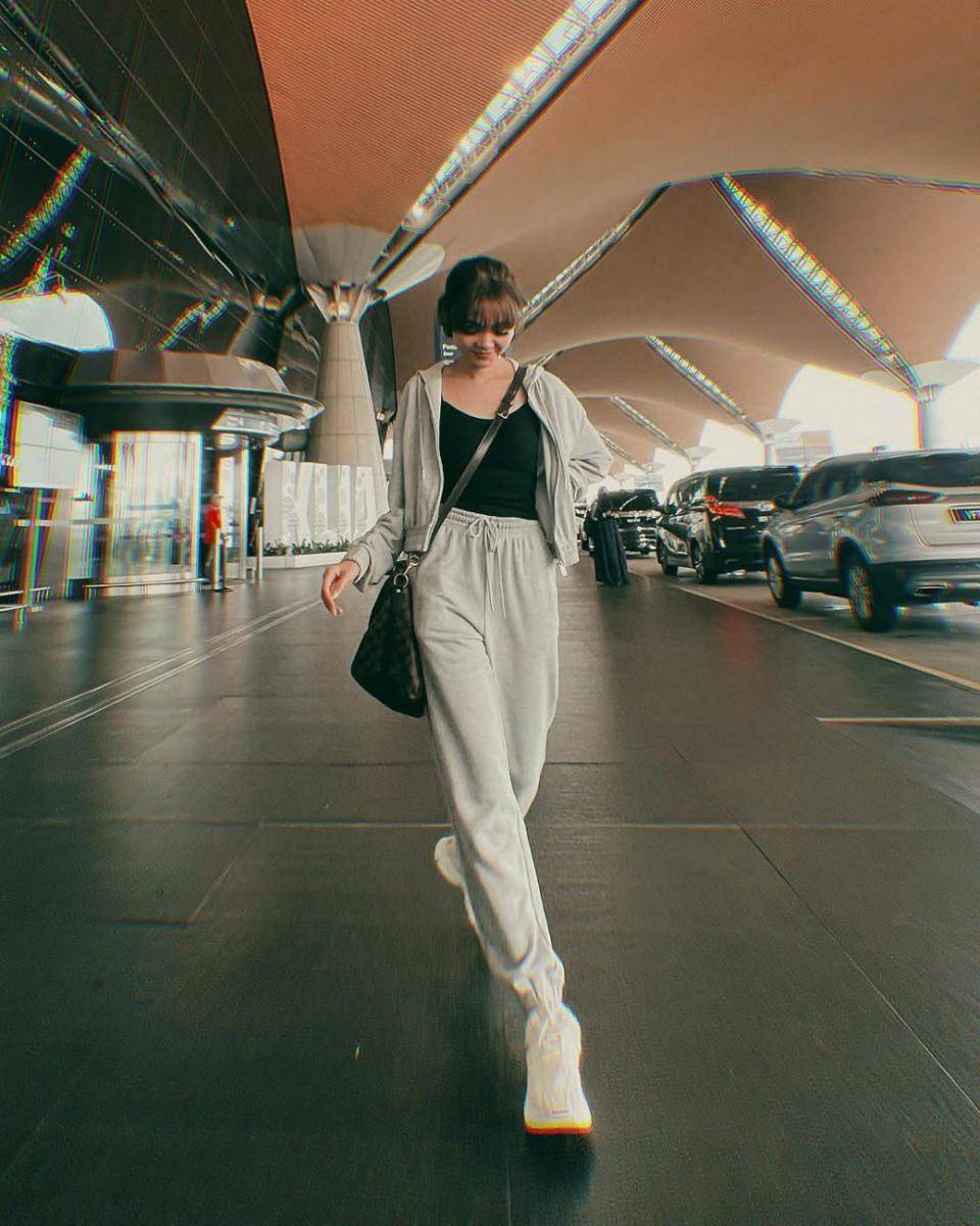referensi casual outfit ala Rina Nose (instagram.com/rinanose16)