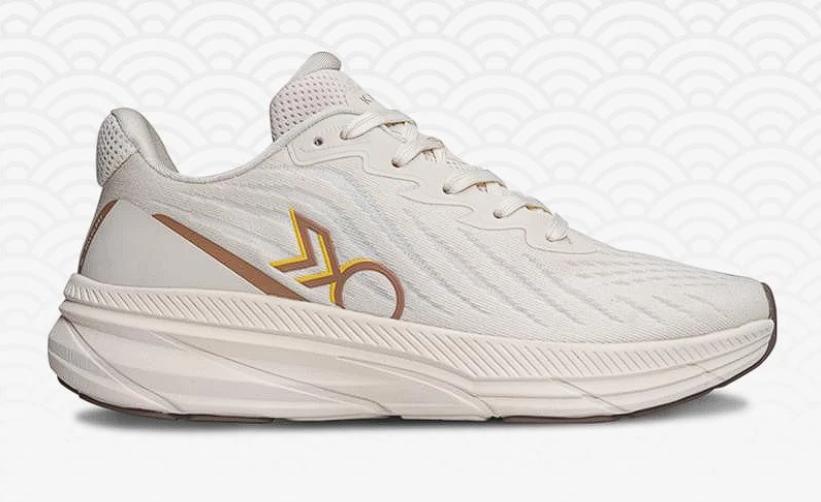 9 Sepatu Running Brand Lokal di Bawah Rp500 Ribu, Fitur Apik!