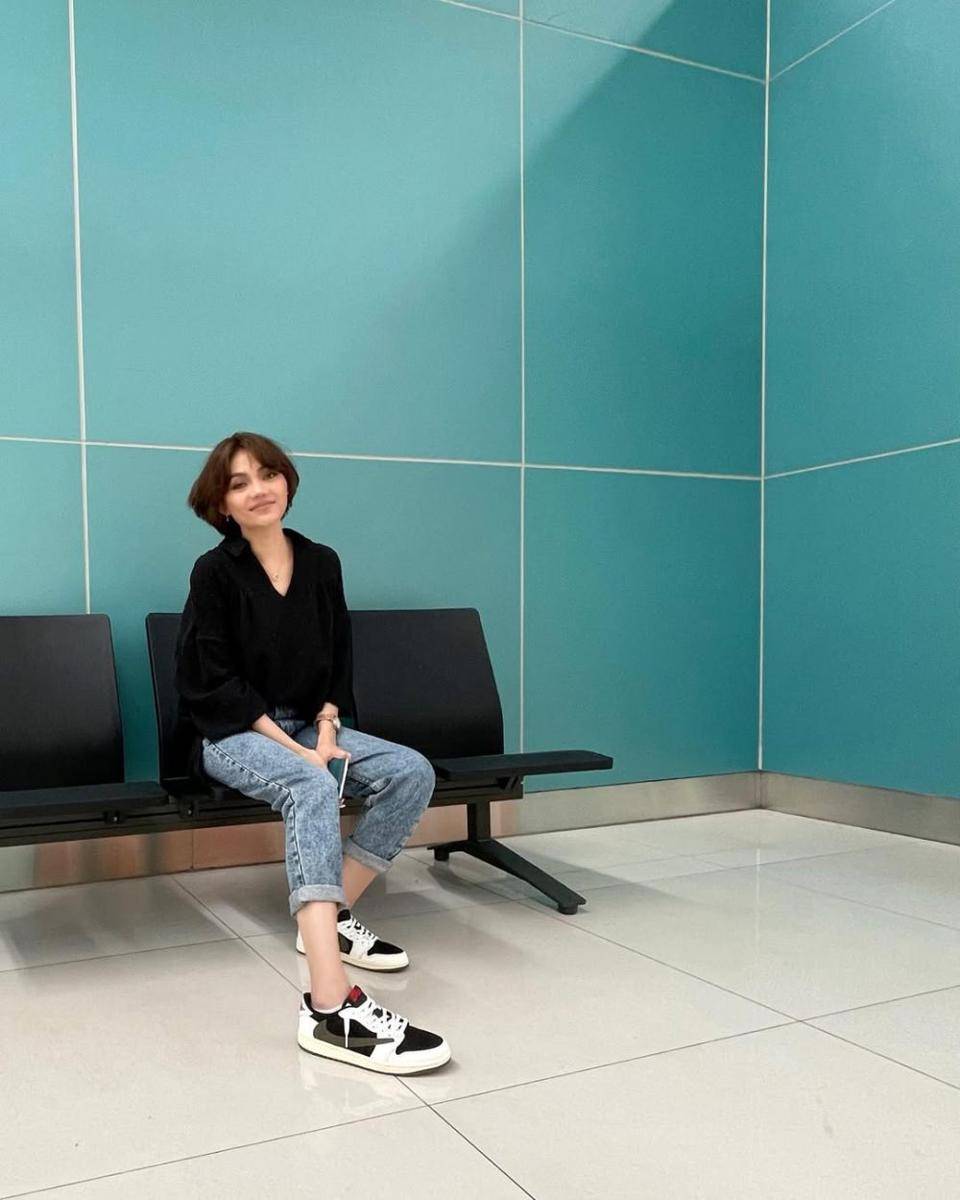 referensi casual outfit ala Rina Nose (instagram.com/rinanose16)