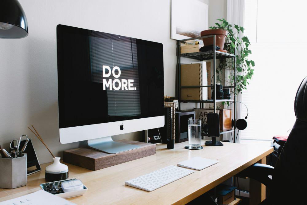 Bikin Betah! 6 Tips Memilih Furnitur Kerja Biar Kamu Makin Produktif