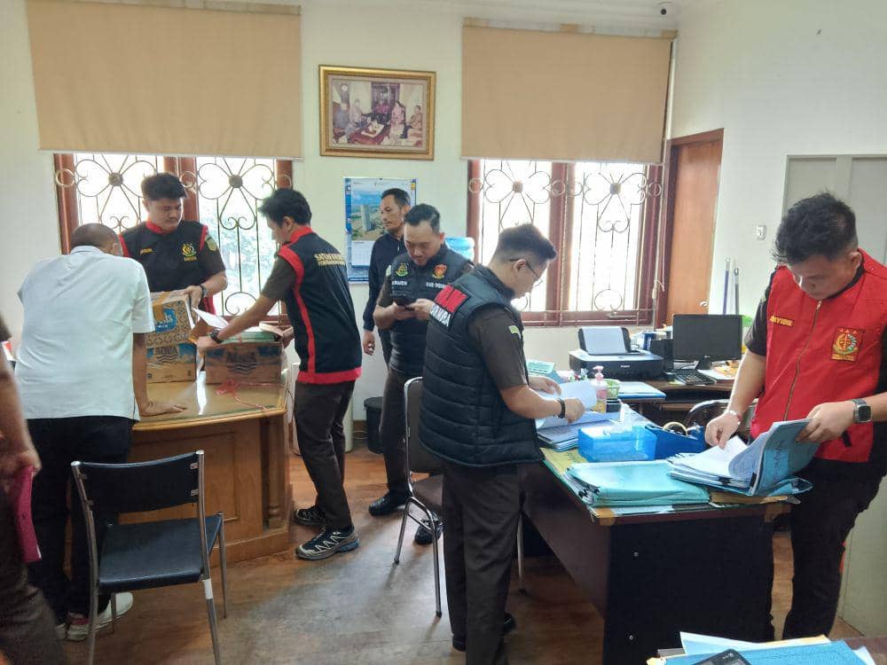 Penyidik Pidsus Kejari Muba geledah dua kantor milik pengusaha Sumsel (Dok: Kejari Muba)